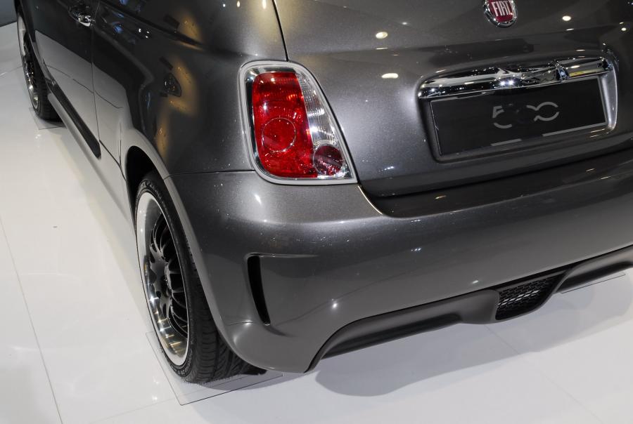  Fiat 500 BEV 2010 года  (фото 10 из 26)